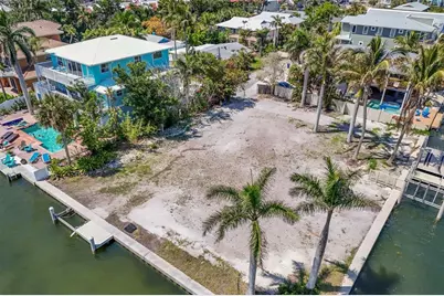 407 20th Place, Bradenton Beach, FL 34217 - Photo 21