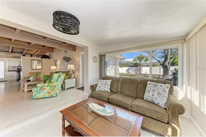 817 Harbor Drive S, Venice, FL 34285 - Photo 9