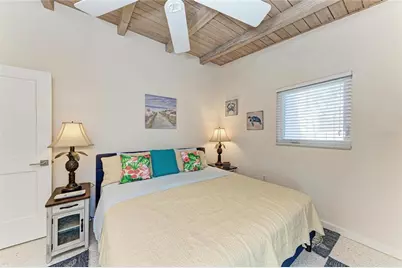 817 Harbor Drive S, Venice, FL 34285 - Photo 13