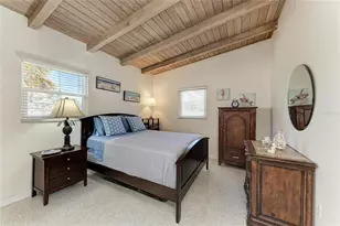 817 Harbor Dr S, Venice, FL 34285 - Photo 9