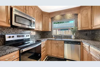 4360 Swift Road, Sarasota, FL 34231 - Photo 11