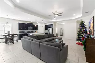 12335 Whisper Lake Dr, Bradenton, FL 34211 - Photo 9