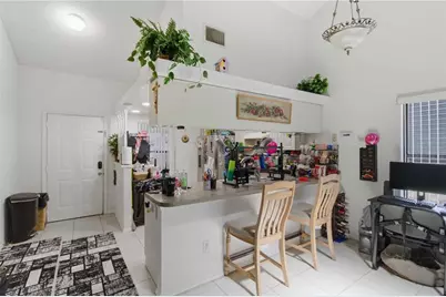 311 40th Court W, Palmetto, FL 34221 - Photo 7