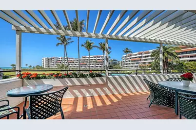 1445 Gulf Of Mexico Drive #101, Longboat Key, FL 34228 - Photo 17