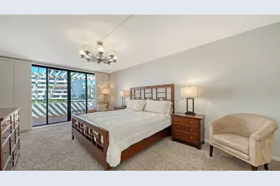 1445 Gulf Of Mexico Drive #101, Longboat Key, FL 34228 - Photo 19