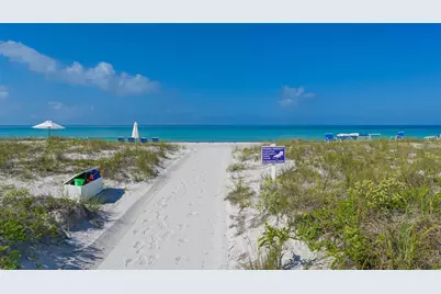 1445 Gulf Of Mexico Drive #101, Longboat Key, FL 34228 - Photo 35