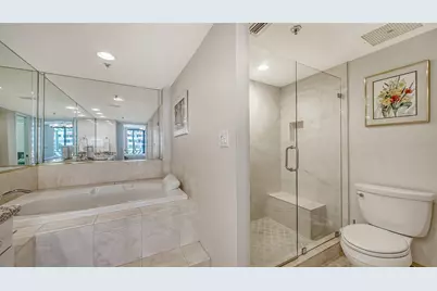 1445 Gulf Of Mexico Drive #101, Longboat Key, FL 34228 - Photo 23