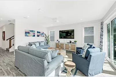 2403 Avenue C, Bradenton Beach, FL 34217 - Photo 9