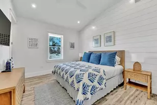 2403 Avenue C, Bradenton Beach, FL 34217 - Photo 21