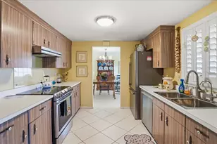 6617 Glades Way, Sarasota, FL 34231 - Photo 13