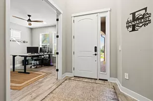 12709 Lateral Root Dr, Sarasota, FL 34238 - Photo 7