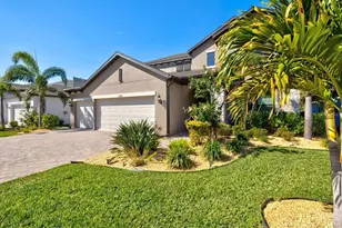 12709 Lateral Root Dr, Sarasota, FL 34238 - Photo 3