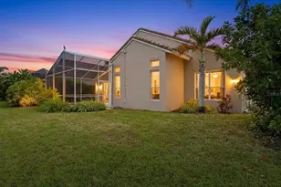 6558 41st Ct E, Sarasota, FL 34243 - Photo 41