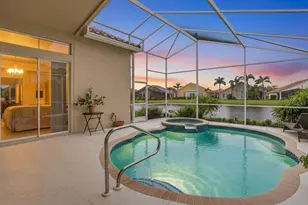 6558 41st Ct E, Sarasota, FL 34243 - Photo 3