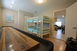 306 Bailey Ln, Sarasota, FL 34237 - Photo 17