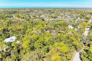 820 N Elm St, Englewood, FL 34223 - Photo 13