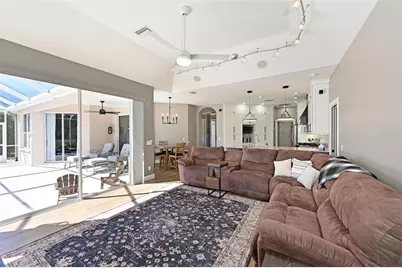 12246 Clubhouse Drive, Lakewood Ranch, FL 34202 - Photo 13