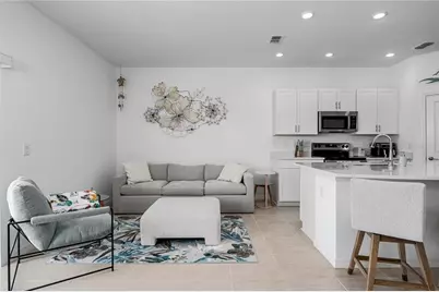 6011 Whetstone Court, Palmetto, FL 34221 - Photo 9