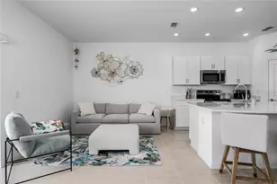 6011 Whetstone Ct, Palmetto, FL 34221 - Photo 9