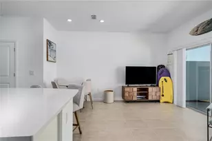 6011 Whetstone Ct, Palmetto, FL 34221 - Photo 9