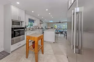 4710 Hidden Forest Ln, Sarasota, FL 34235 - Photo 9