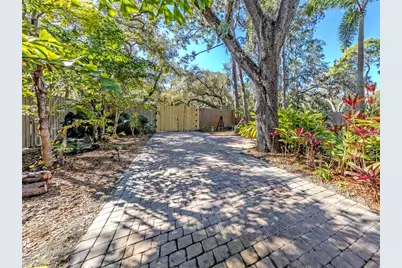4710 Hidden Forest Lane, Sarasota, FL 34235 - Photo 33