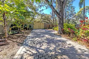 4710 Hidden Forest Ln, Sarasota, FL 34235 - Photo 33