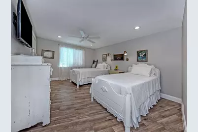 4710 Hidden Forest Lane, Sarasota, FL 34235 - Photo 23