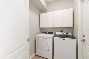 5220 Lakehurst Ct, Palmetto, FL 34221 - Photo 19