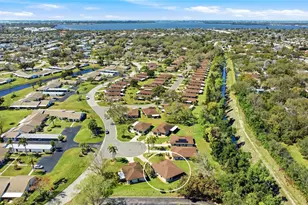 6204 Heritage Ln, Bradenton, FL 34209 - Photo 3