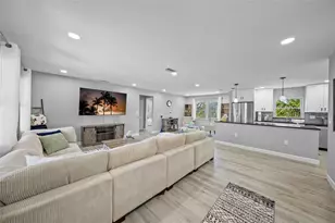 691 Gulf Bay Rd, Longboat Key, FL 34228 - Photo 11