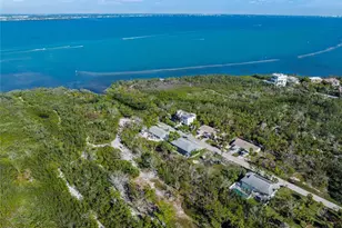 691 Gulf Bay Rd, Longboat Key, FL 34228 - Photo 57