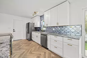 912 21st Ave W, Palmetto, FL 34221 - Photo 5