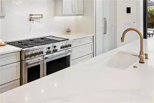 1800 Webber St, Sarasota, FL 34239 - Photo 23