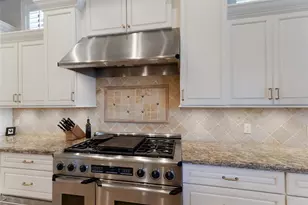 617 N Owl Dr, Sarasota, FL 34236 - Photo 17