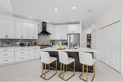 11710 Soft Rush Terrace, Lakewood Ranch, FL 34202 - Photo 7