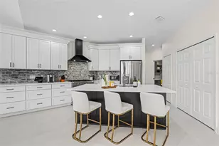 11710 Soft Rush Terrace, Lakewood Ranch, FL 34202 - Photo 7