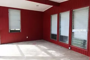 3365 Melody Ln, Sarasota, FL 34237 - Photo 15