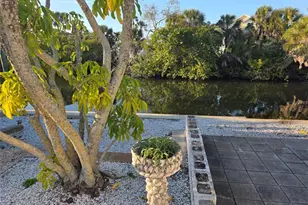 515 Avenida De Mayo, Sarasota, FL 34242 - Photo 5