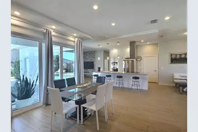 4630 Classique Drive, Sarasota, FL 34243 - Photo 5