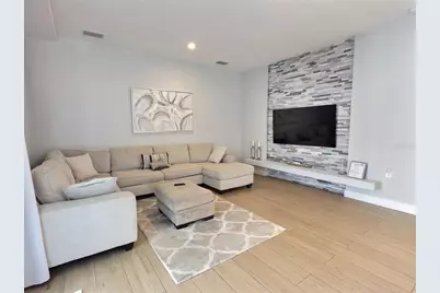 4630 Classique Drive, Sarasota, FL 34243 - Photo 7