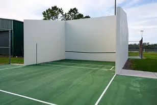 7919 Limestone Ln, Sarasota, FL 34233 - Photo 37