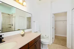 7919 Limestone Ln, Sarasota, FL 34233 - Photo 21
