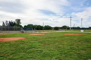 7919 Limestone Ln, Sarasota, FL 34233 - Photo 45