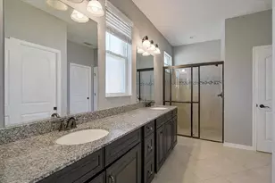 7431 Aguila Dr, Sarasota, FL 34240 - Photo 17