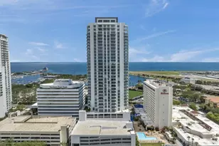 301 1st St S, Saint Petersburg, FL 33701 - Photo 1