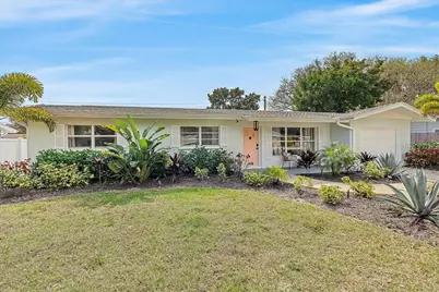 3018 Browning Street, Sarasota, FL 34237 - Photo 3