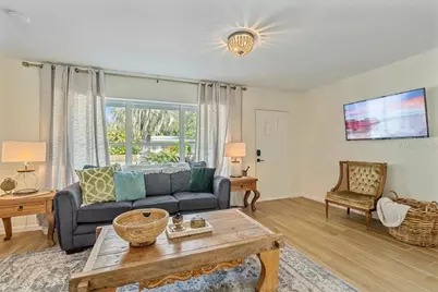 3018 Browning Street, Sarasota, FL 34237 - Photo 9