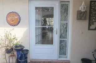 5223 Villa Majorca Ct, Sarasota, FL 34235 - Photo 3