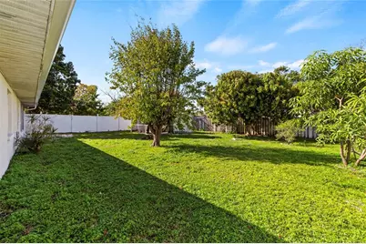 2804 W 27th Ave Dr, Bradenton, FL 34205 - Photo 17